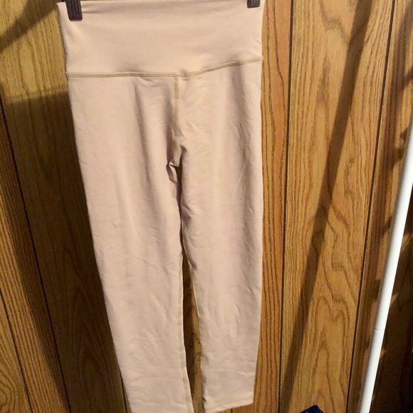 Muscle nation scrunch bum leggings ⅞ length - Picture 2 of 2